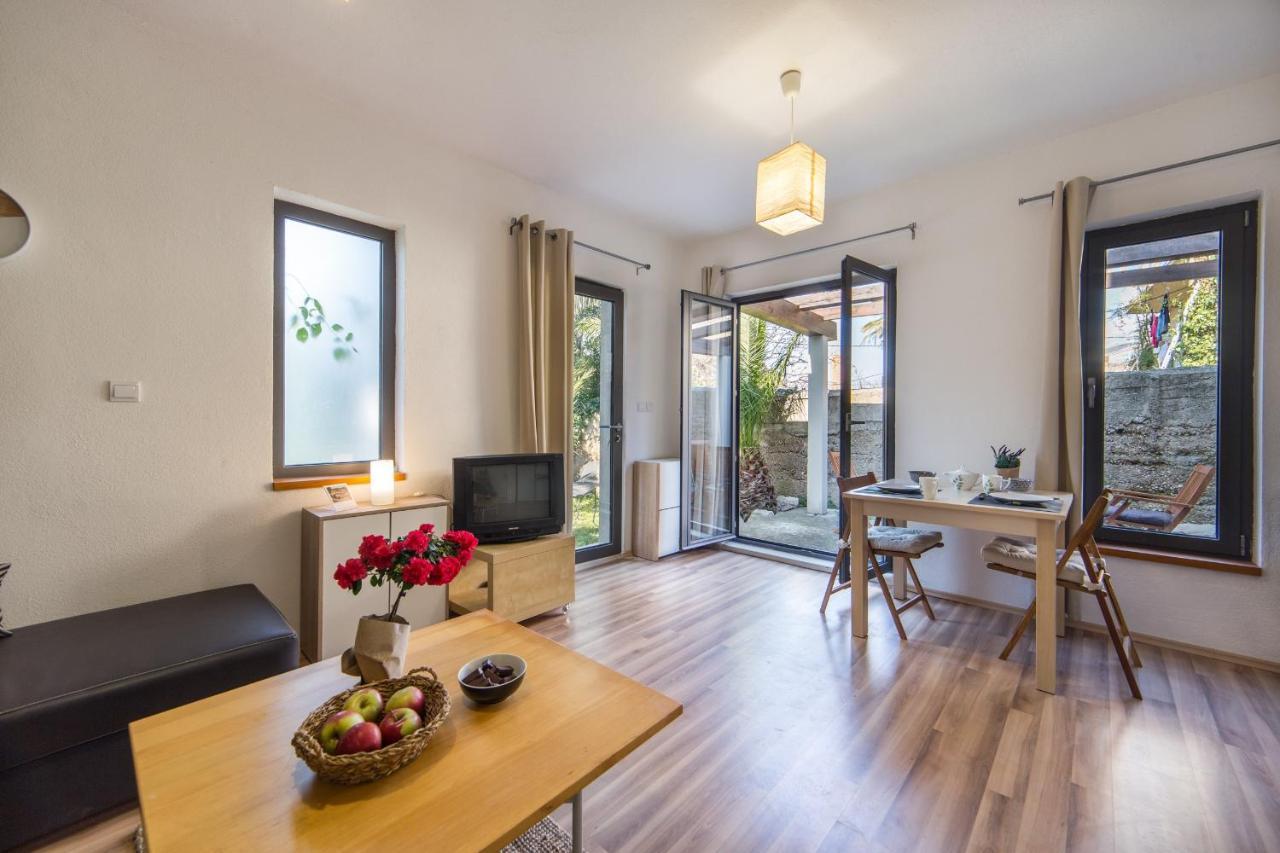 Apartment Peaceful Oasis Makarska Eksteriør billede