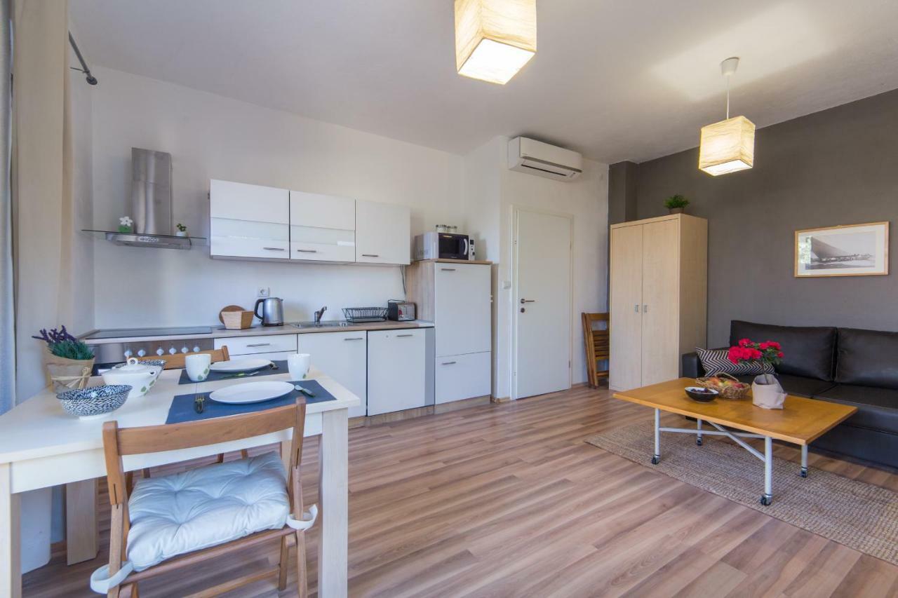 Apartment Peaceful Oasis Makarska Eksteriør billede