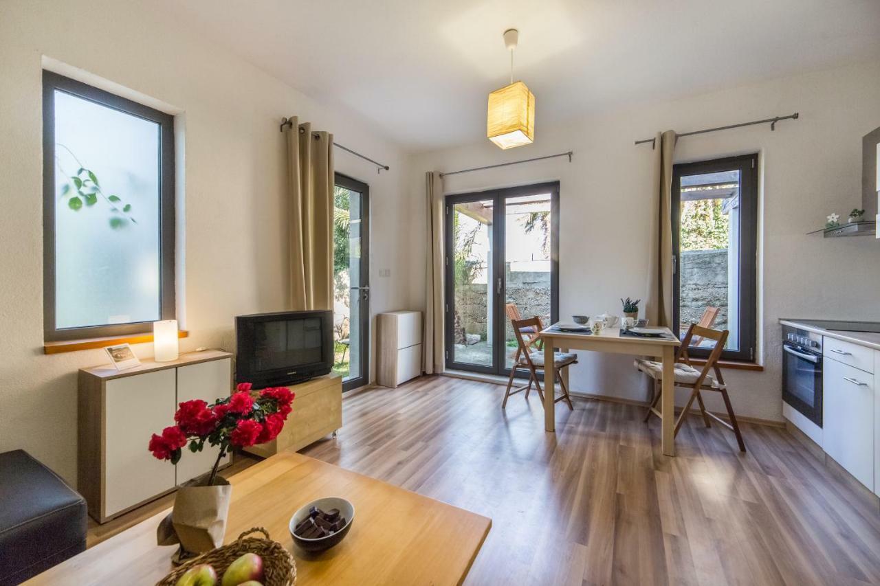 Apartment Peaceful Oasis Makarska Eksteriør billede